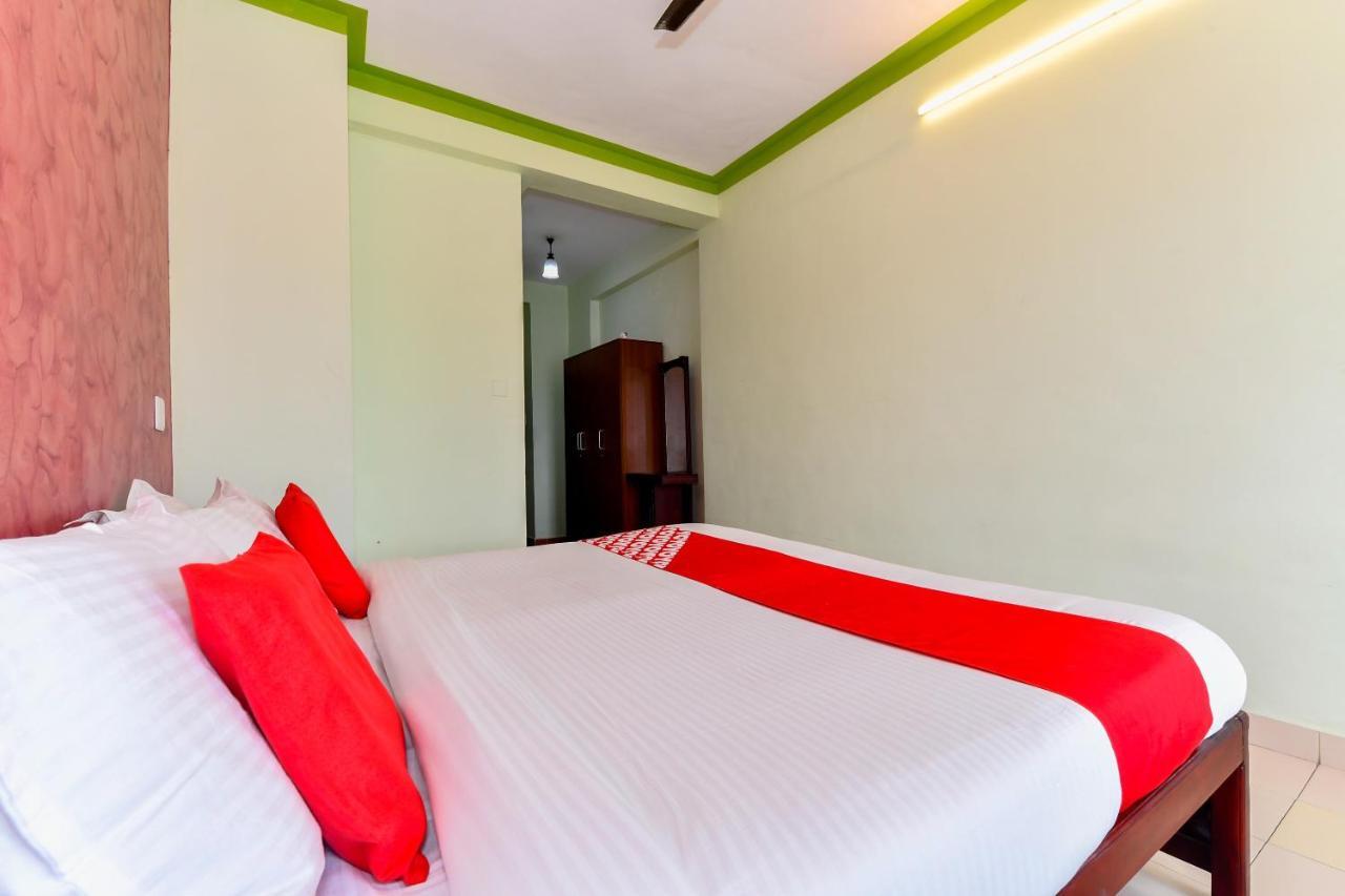 Oyo Flagship 9560 Hotel Bellwether Kochi Eksteriør bilde